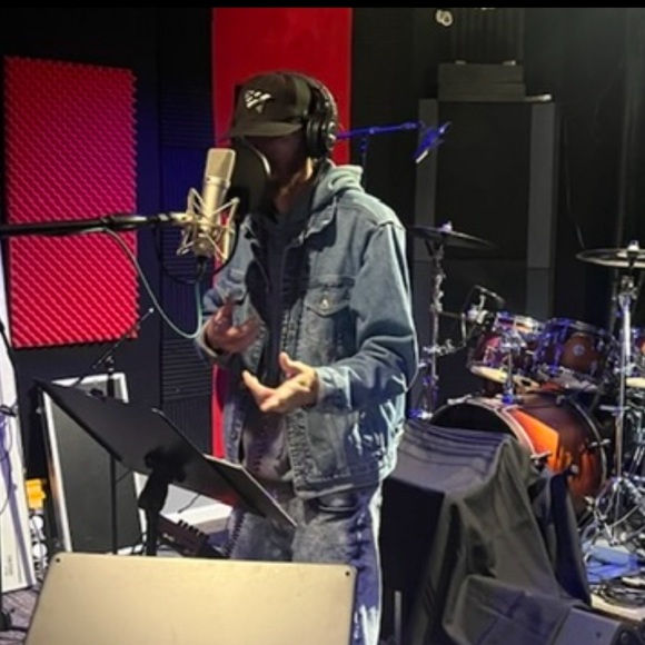 ⚡️𝗨𝗽𝗱𝗮𝘁𝗲𝗱 - 10-17-25. Matt Johncox Real Name, Show💜
💰My Music On ITunes 50% Off - Picture 9 of 12